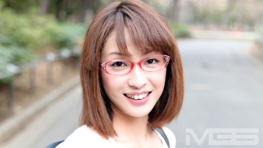 メガネナカノジョ 海