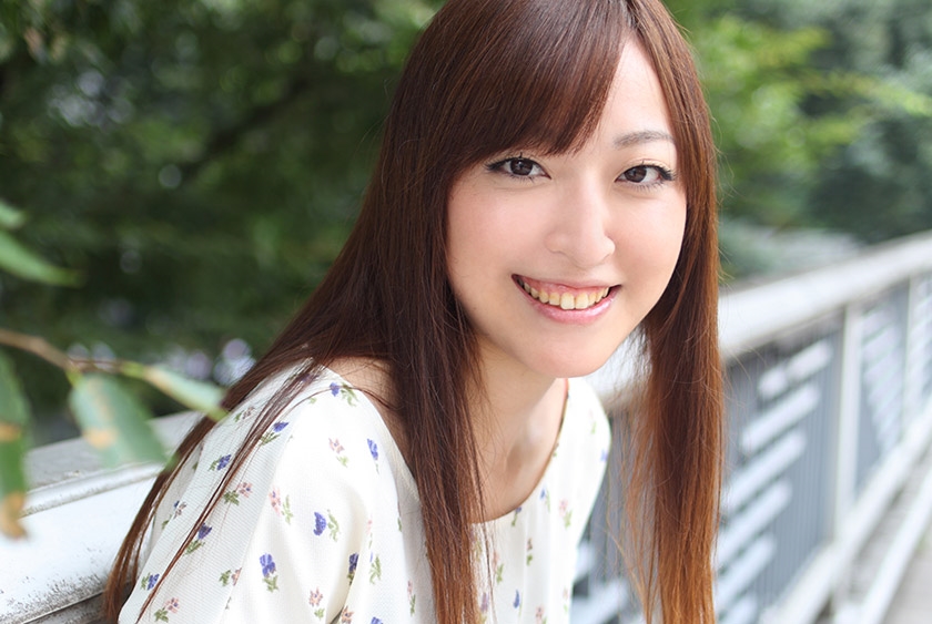 アナタの彼女を 梨奈