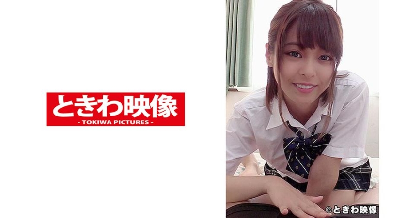 悪戯なキスで微笑む活発美少女に顔射！