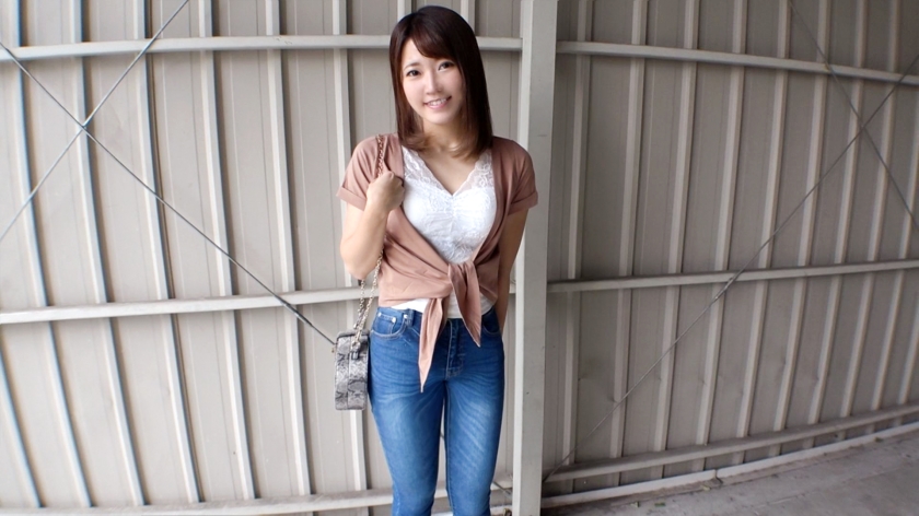 【初撮り】【人生初玩具に..】元カレに傷心中の彼女は初めて会った男に抱かれ、過去を忘れて卑猥な音を鳴らす。 応募素人、初AV撮影 108
