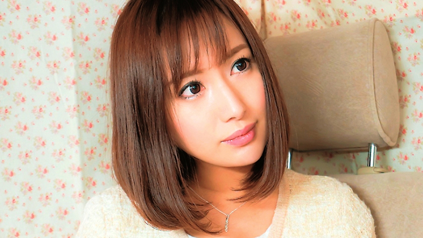あゆみさん(27歳)お金はあるけど刺激も欲しい…旦那とのセックスも大事だけど出会い系サイトで男を調達しちゃう浮気OK妻！！変態セックスが大好きな美人妻！