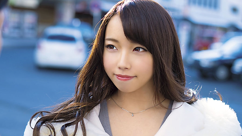 熊谷市に遠征して駅前ナンパ！色白でゆるふわな巻き髪の工場勤務美少女ユキちゃん20歳。大きめのお尻&細いウエストでバックの付き心地が最高。股関節が柔らかいからM字開脚の騎乗位もグー！髪の毛を振り乱してイク美少女ってはっきり言ってエロい！