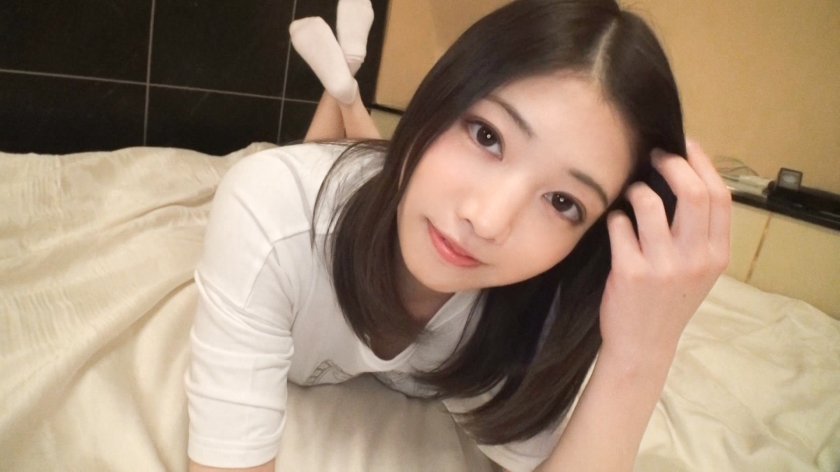 【初撮り】ネットでAV応募→AV体験撮影 926 ダメ男彼氏の指示でAV出演！！彼氏のためとカラダを張る彼女でしたが、チ●ポ目の前にしてめちゃめちゃ嬉しそう♪後ろからパンパン激しめに突かれ「キモチィィィ」と涙目絶叫♪